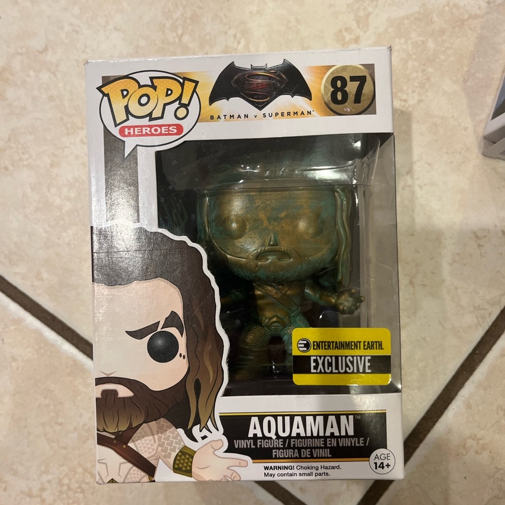 Aquaman Vinyl Figure